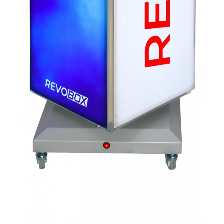 donen-lightbox-kup.jpg" alt="360 derece dönen LED Lightbox reklam panosu, Promosoft döner küp lightbox, UV baskı